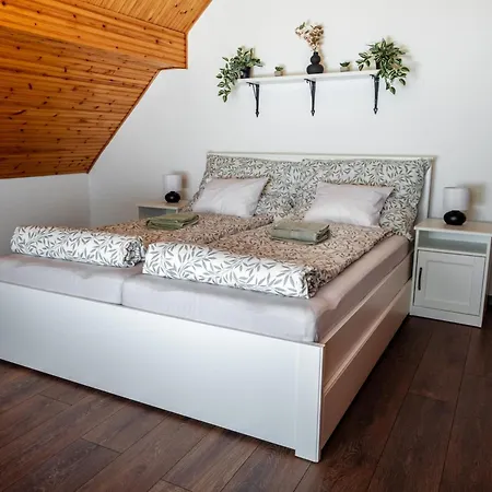 Panorama Haz Орфю