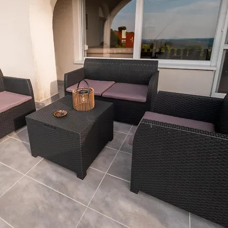 Panorama Haz Орфю